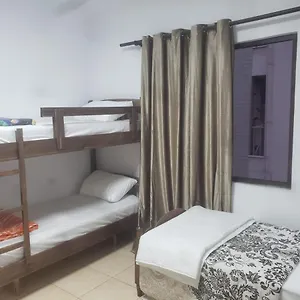 Hostel Split Rock, Tirana